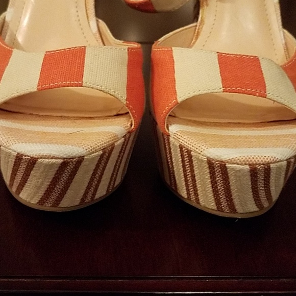 Jessica Simpson 6 1/2 platform heel - Picture 5 of 5